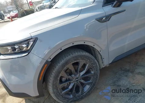 2022 Kia Sorento X-Line Sx Prestige z USA, uszkodzony, nr VIN 5XYRKDLF6NG089101